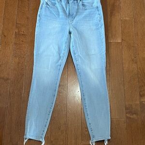 American Eagle Dream Stretch Women’s 2 X-Short High-Rise Jegging